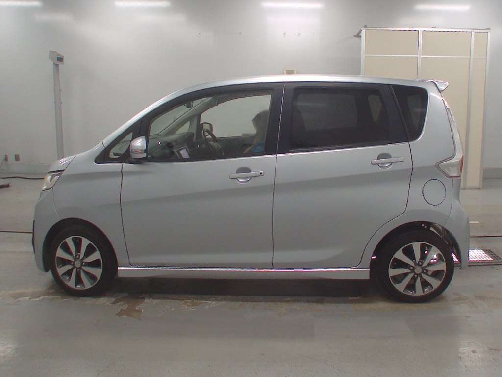 MITSUBISHI EK CUSTOM