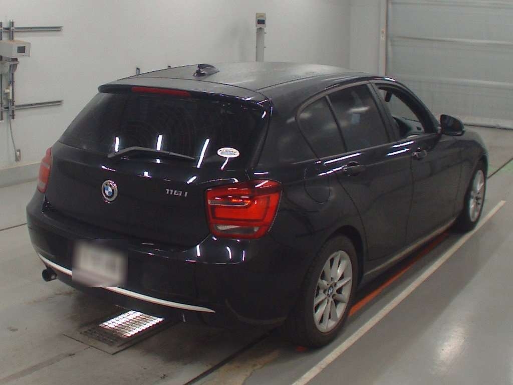 BMW 1-SERIES