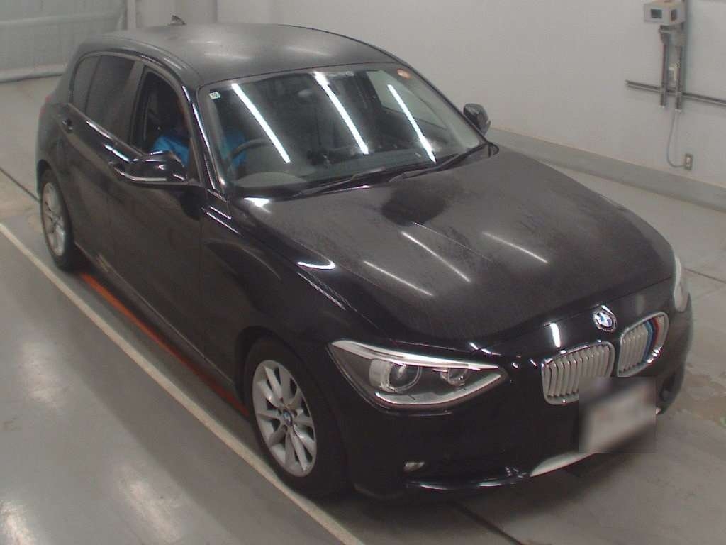 BMW 1-SERIES