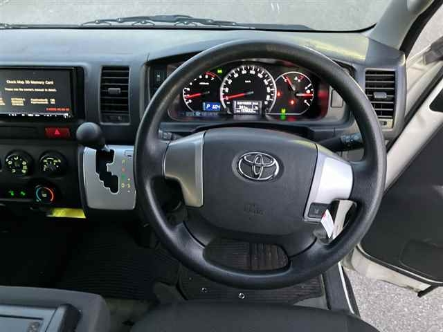 TOYOTA REGIUS ACE