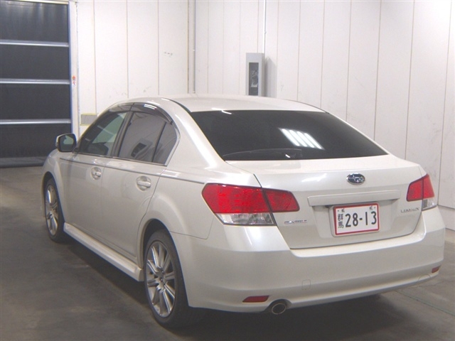 SUBARU LEGACY B4