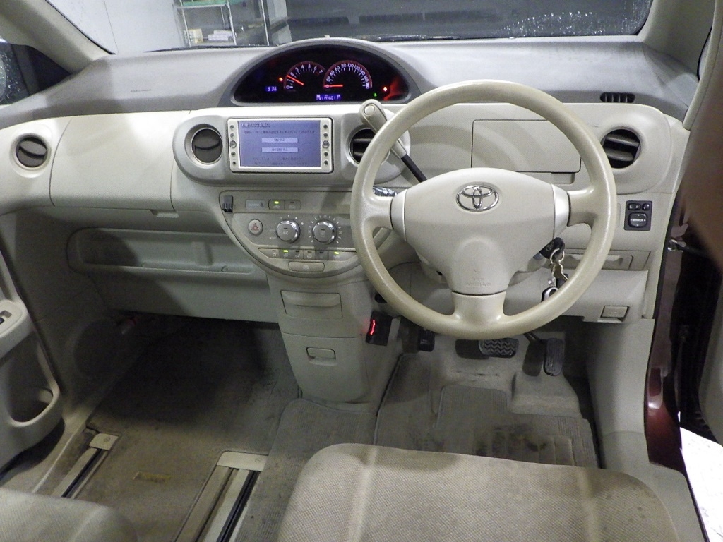 TOYOTA PORTE