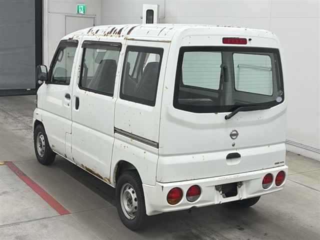 NISSAN CLIPPER