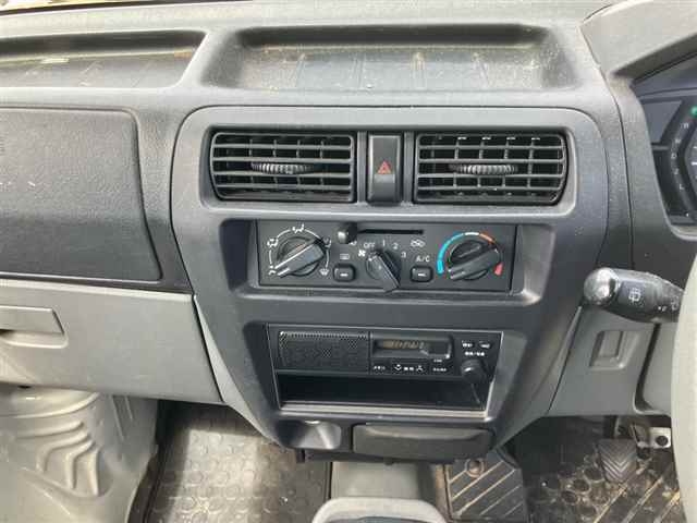 NISSAN CLIPPER