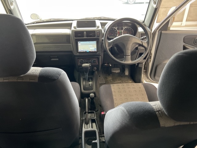 MITSUBISHI PAJERO MINI