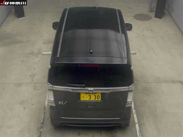 HONDA N-BOX SLASH