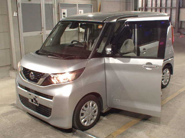 NISSAN ROOX