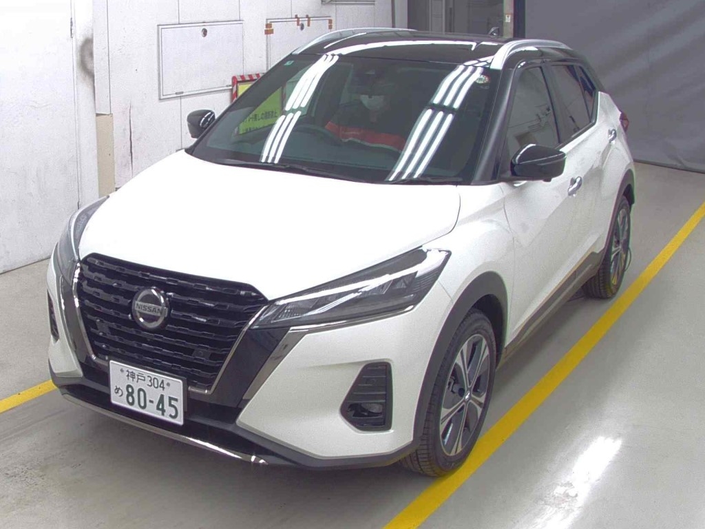 NISSAN KICKS