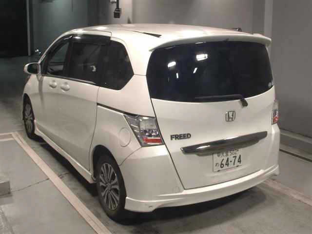 HONDA FREED