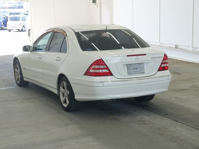 MERCEDES-BENZ C-CLASS