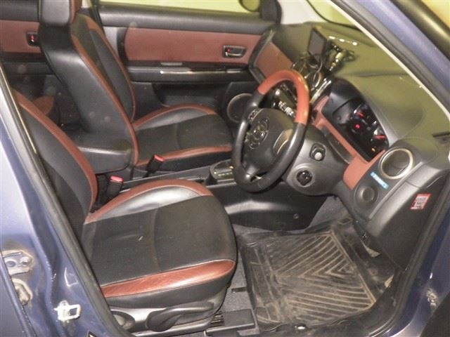 MAZDA VERISA