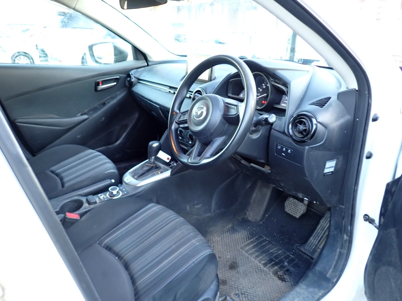 MAZDA MAZDA2