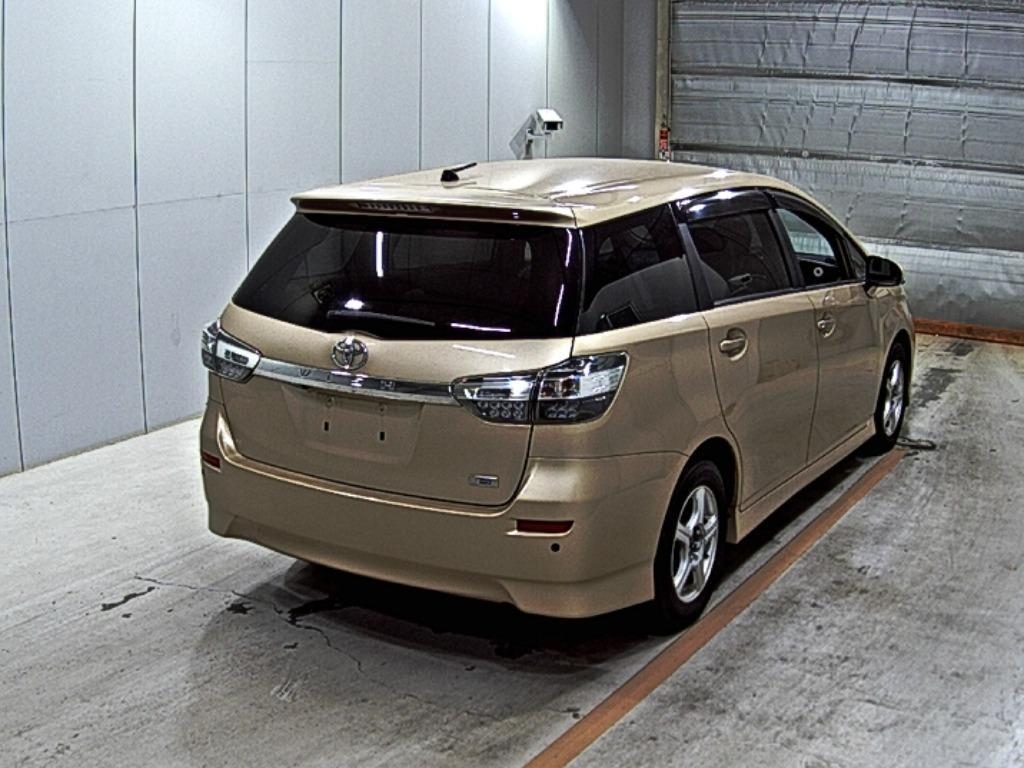TOYOTA WISH