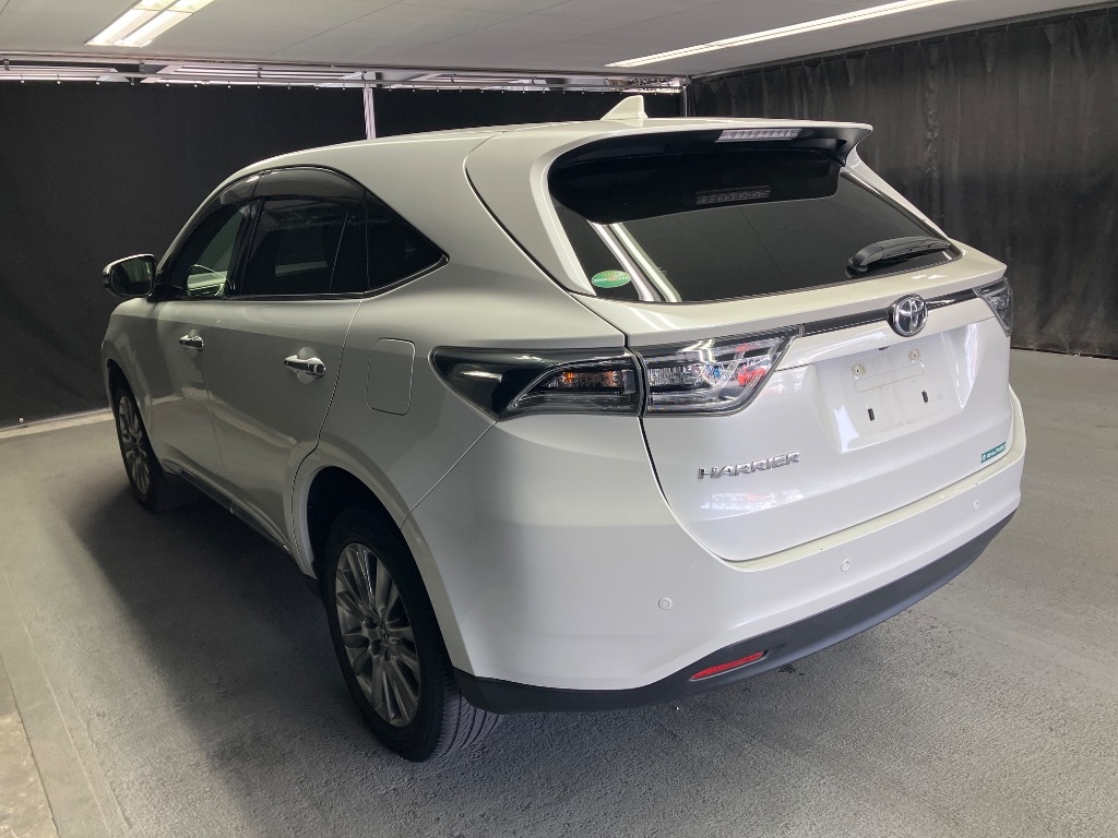 TOYOTA HARRIER