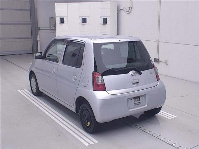 DAIHATSU ESSE
