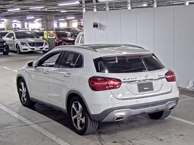 MERCEDES-BENZ GLA-CLASS