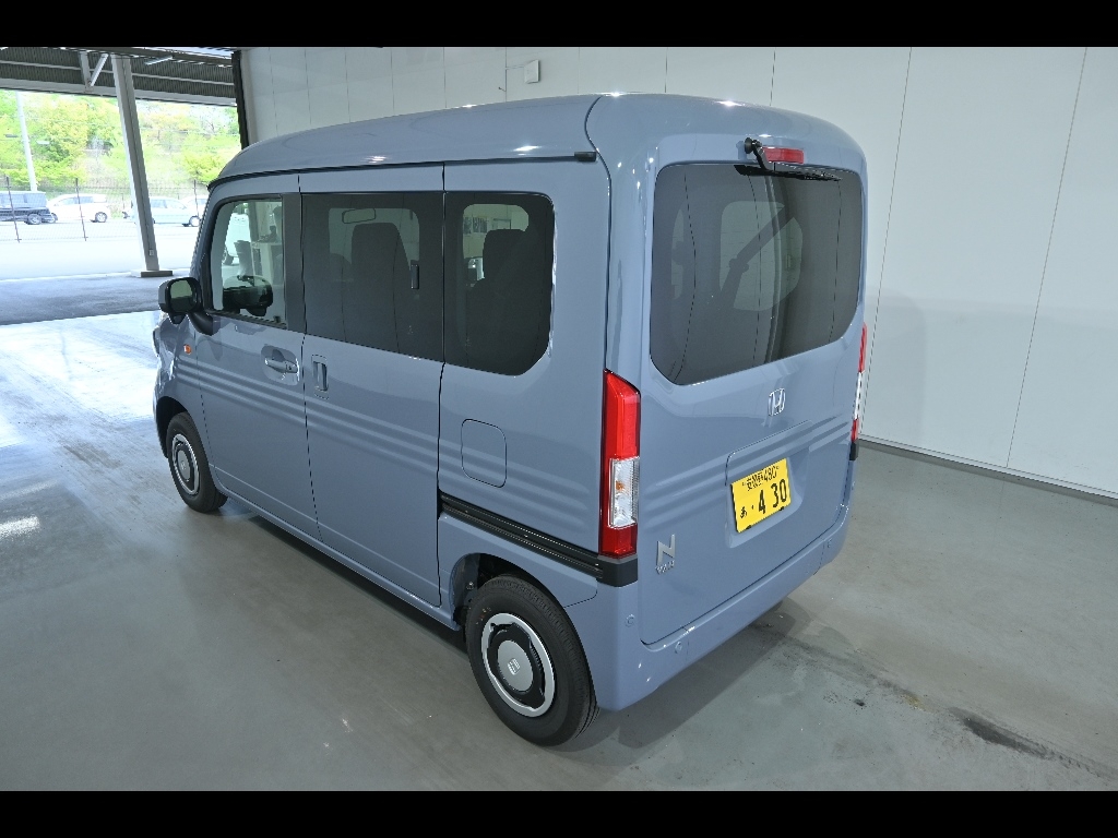 HONDA N-VAN
