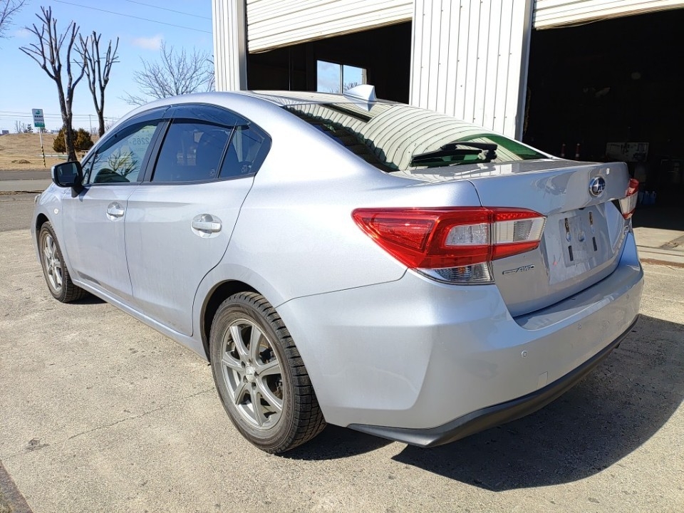 SUBARU IMPREZA