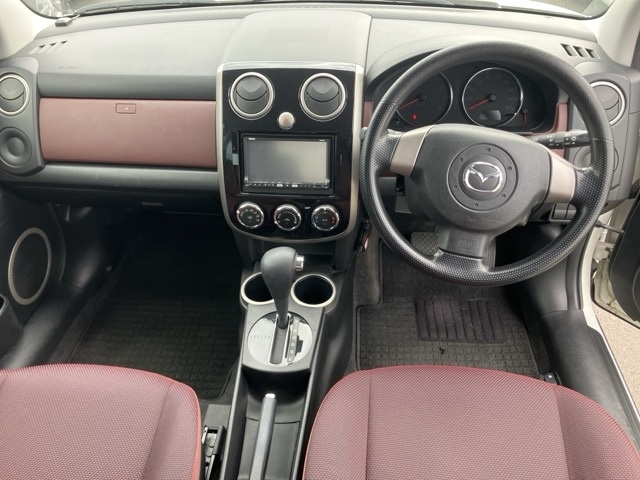 MAZDA VERISA