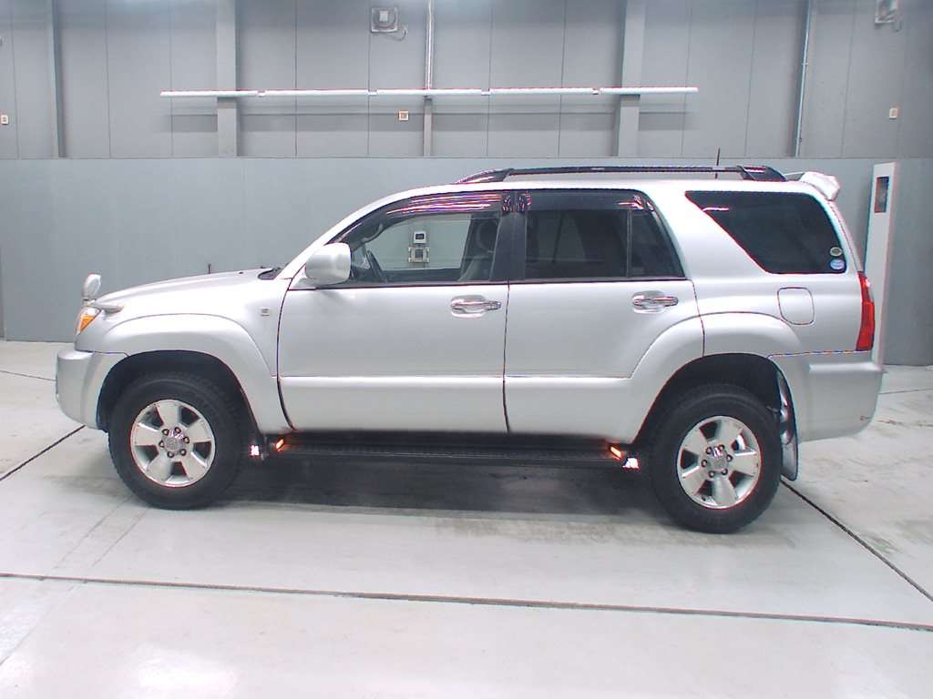 TOYOTA HILUX SURF