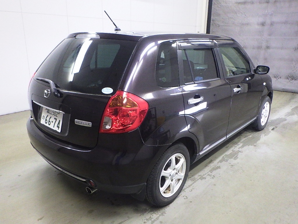MAZDA VERISA