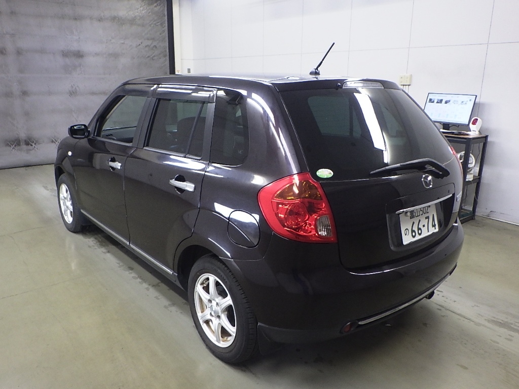 MAZDA VERISA
