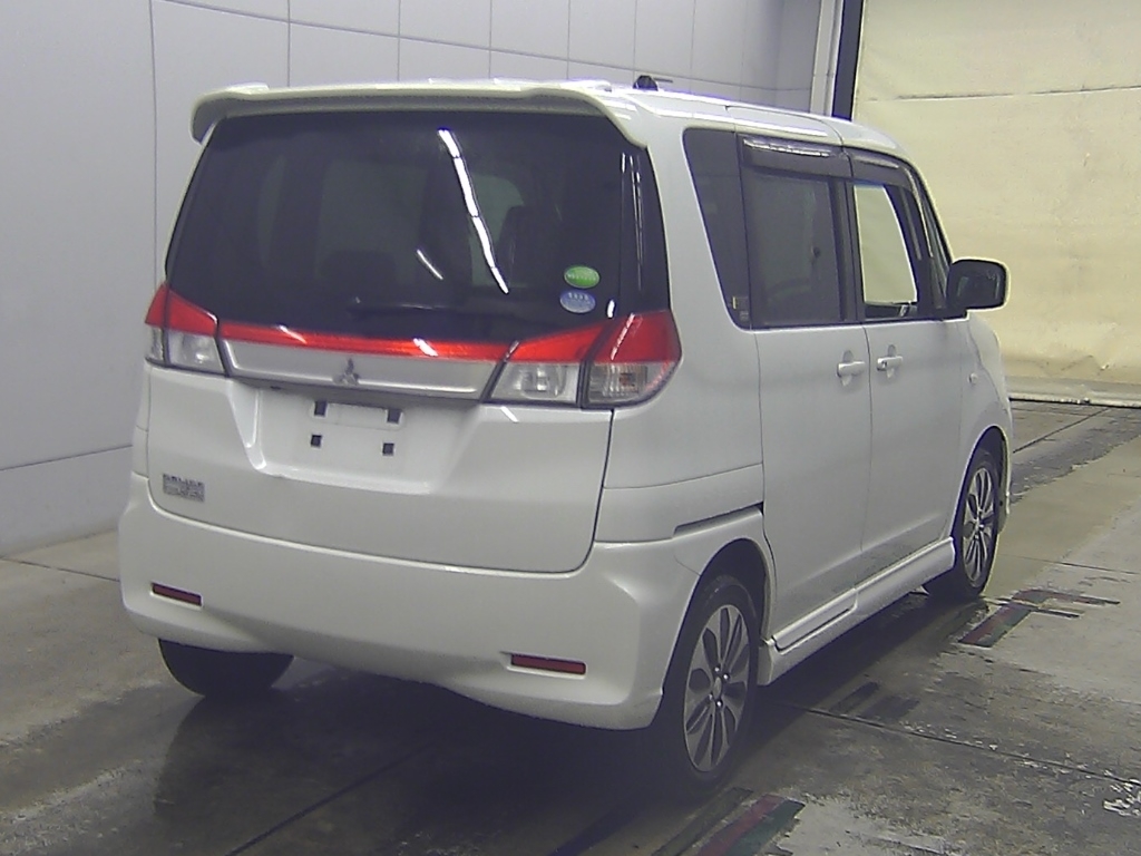 MITSUBISHI DELICA D:2