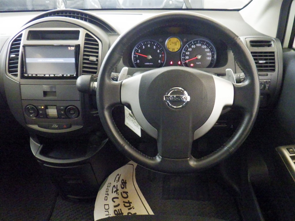 NISSAN LAFESTA
