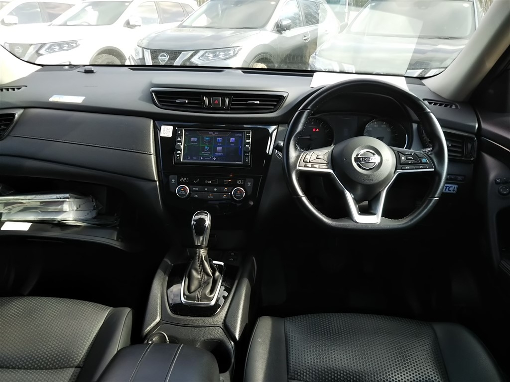 NISSAN X-TRAIL
