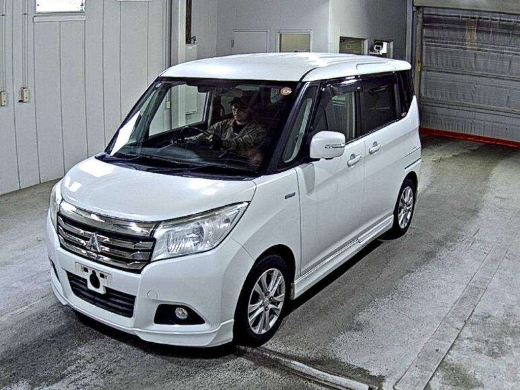MITSUBISHI DELICA D:2