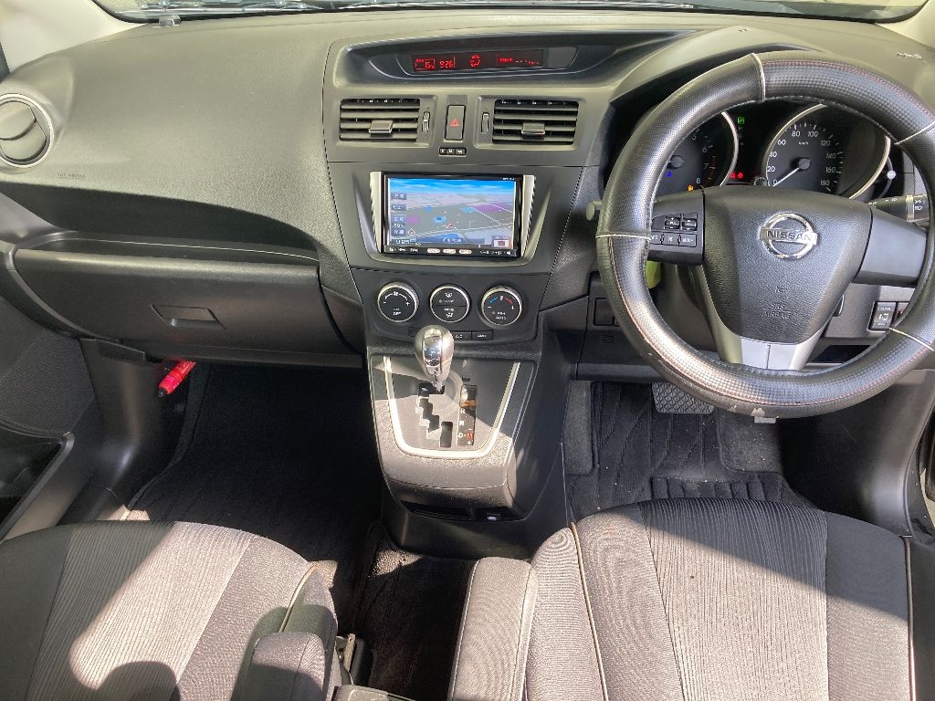 NISSAN LAFESTA