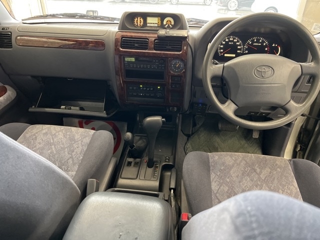 TOYOTA LAND CRUISER PRADO