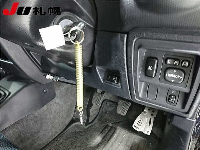 NISSAN KIX
