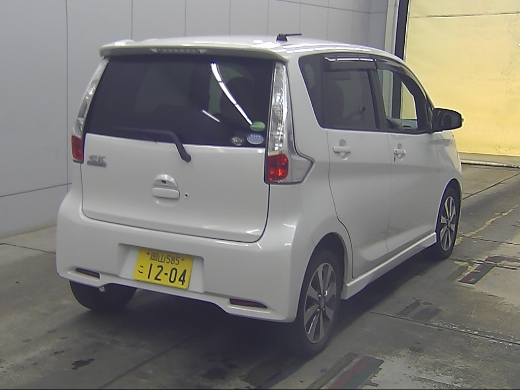 MITSUBISHI EK CUSTOM
