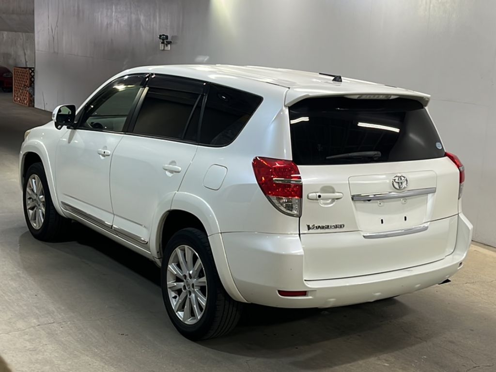 TOYOTA VANGUARD
