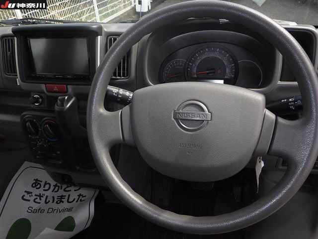 NISSAN NV100 CLIPPER