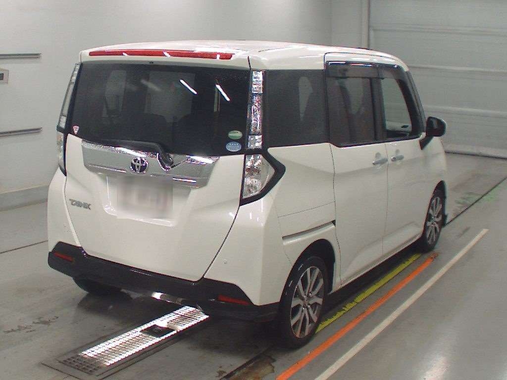 TOYOTA TANK