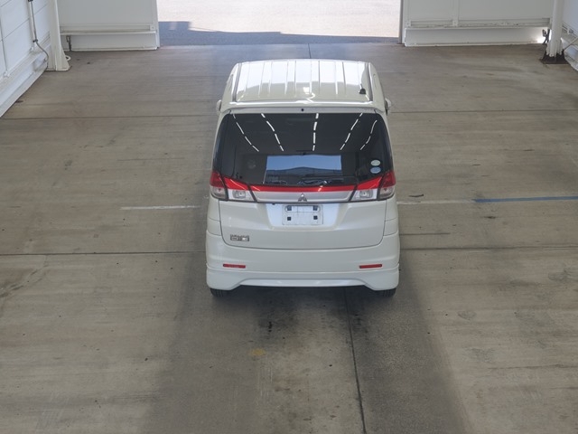 MITSUBISHI DELICA D:2