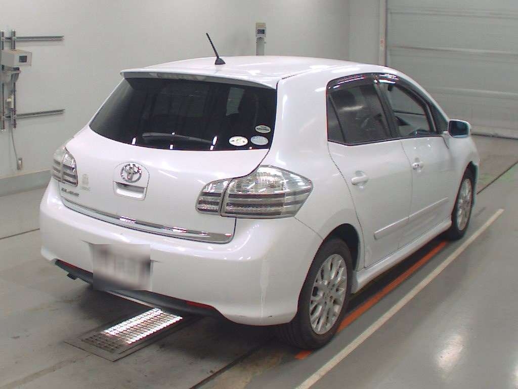 TOYOTA BLADE