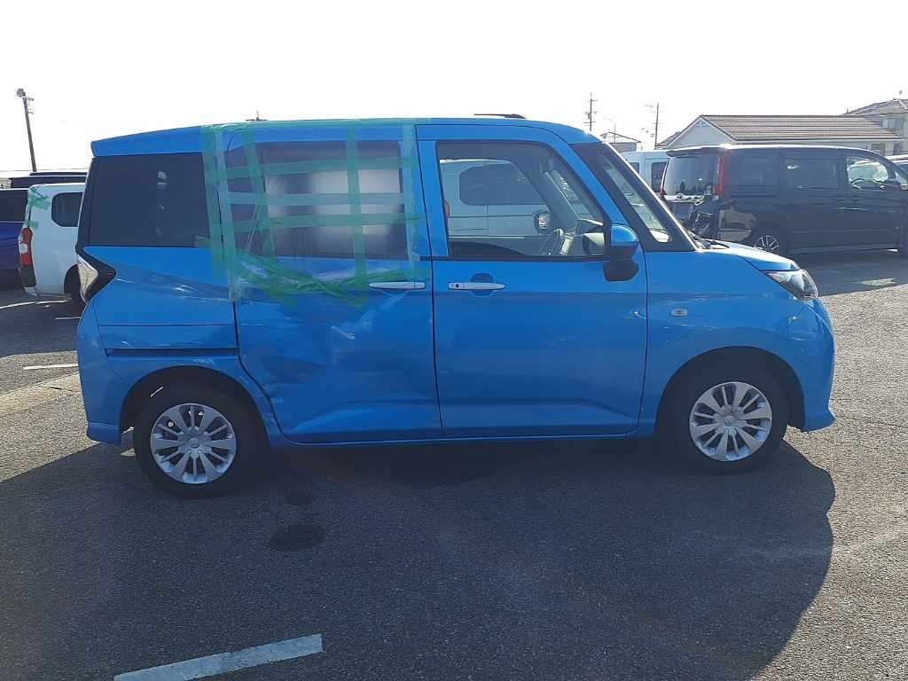 TOYOTA TANK