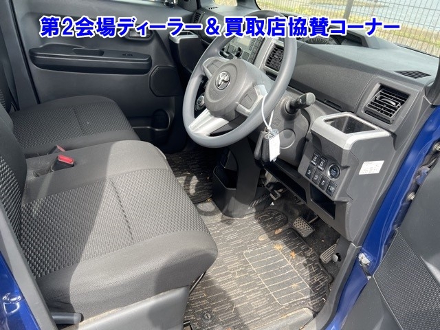 TOYOTA PIXIS MEGA