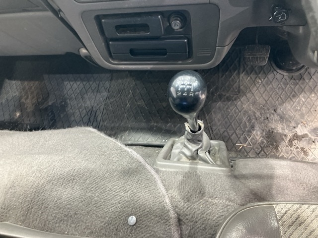 NISSAN HOMY