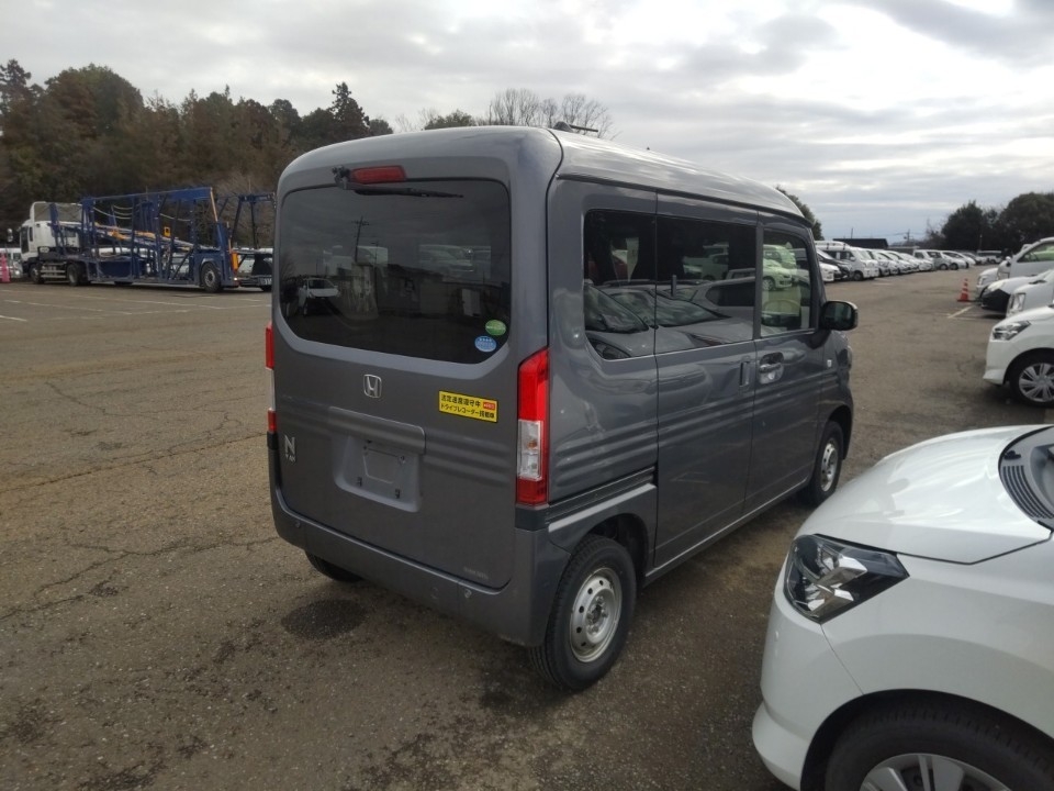 HONDA N-VAN