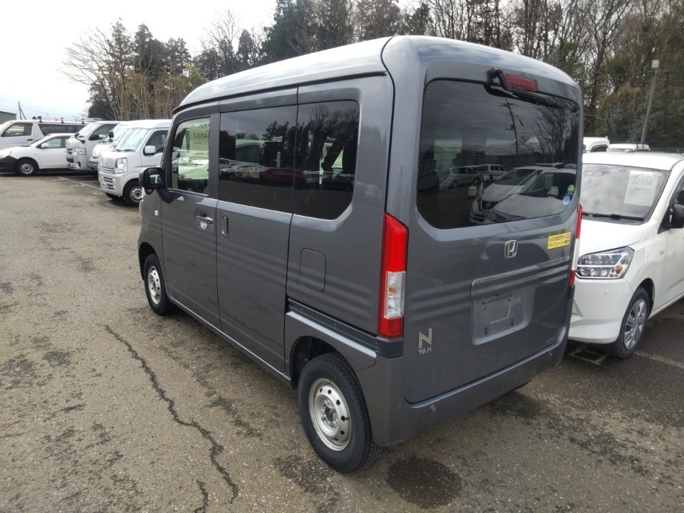 HONDA N-VAN