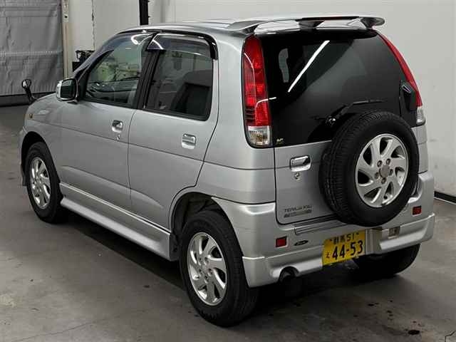 DAIHATSU TERIOS KID