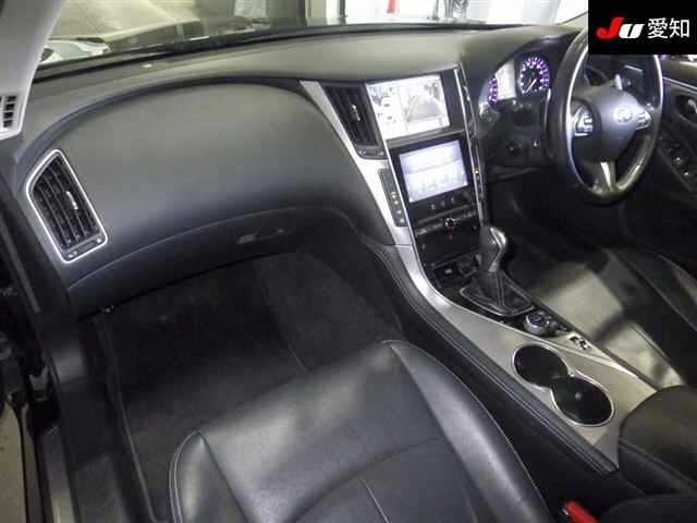 NISSAN SKYLINE