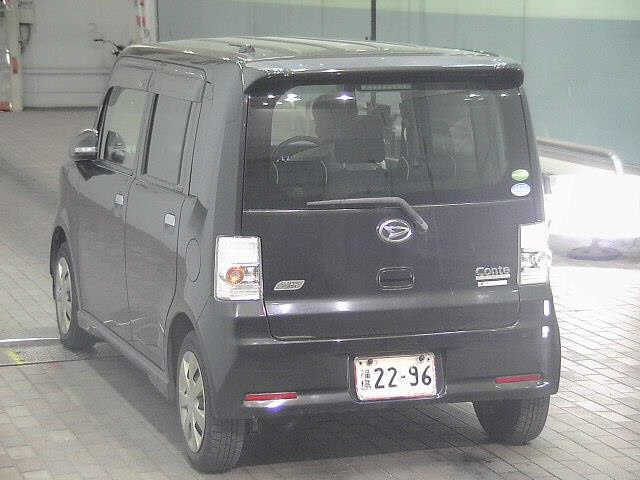 DAIHATSU MOVE CONTE