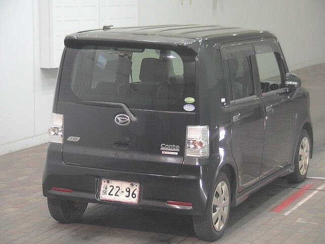 DAIHATSU MOVE CONTE