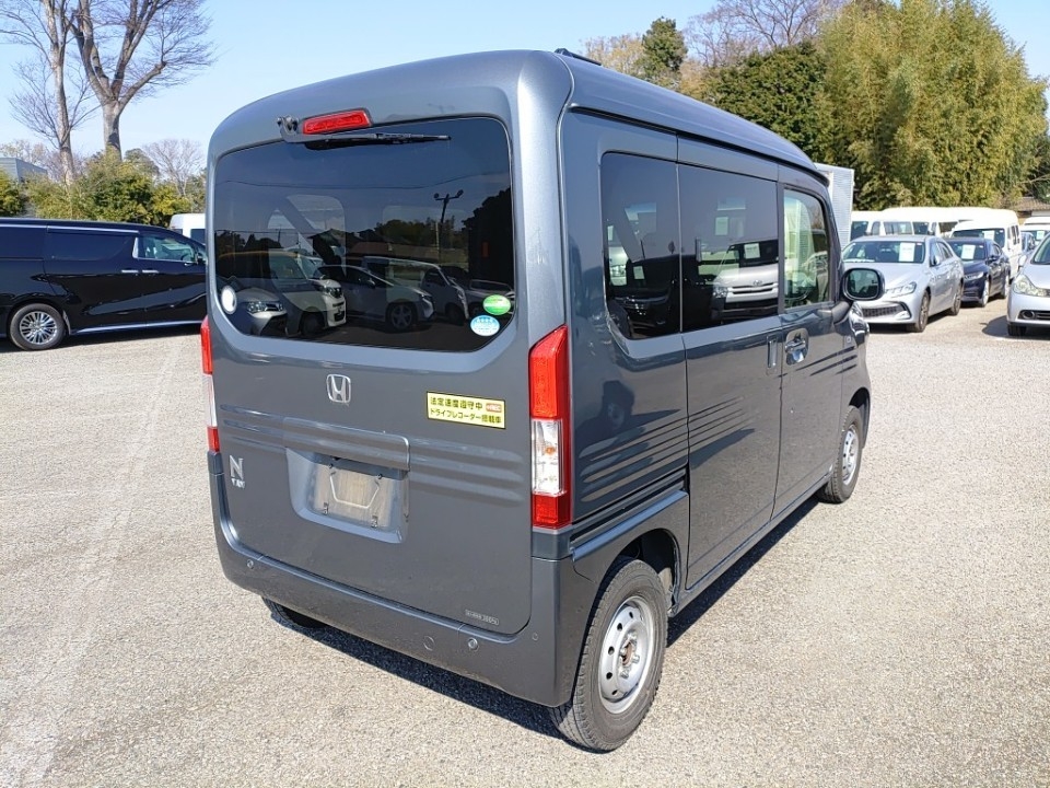 HONDA N-VAN