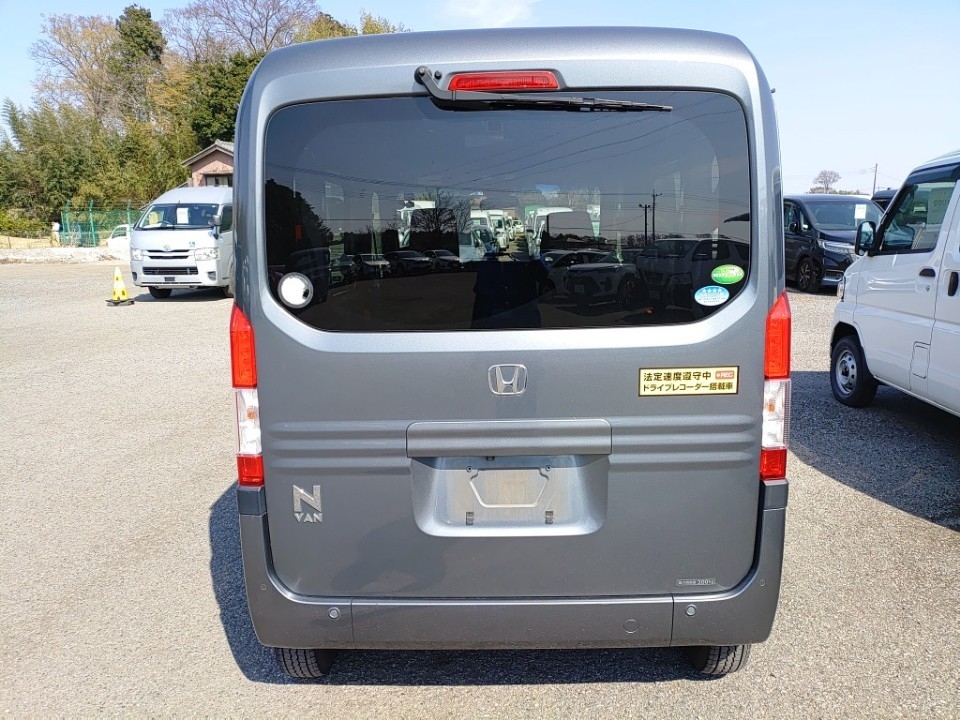 HONDA N-VAN